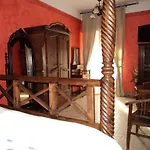 Natura Guest house